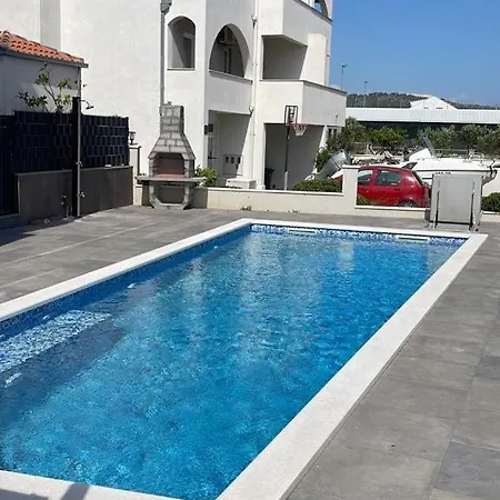 Apartman Emilija Trogir Exterior photo